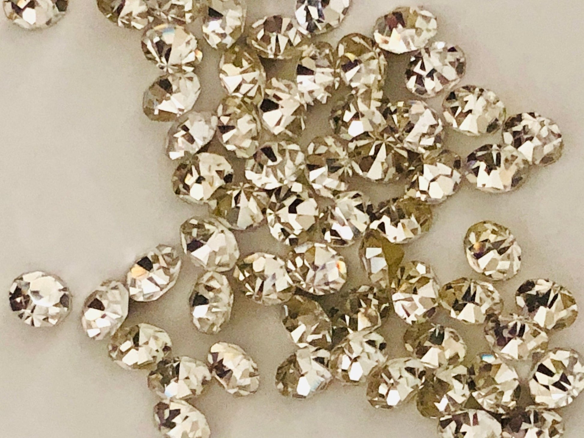 Shiny crystal Rhinestones - Clear - Shri Arts & Gifts