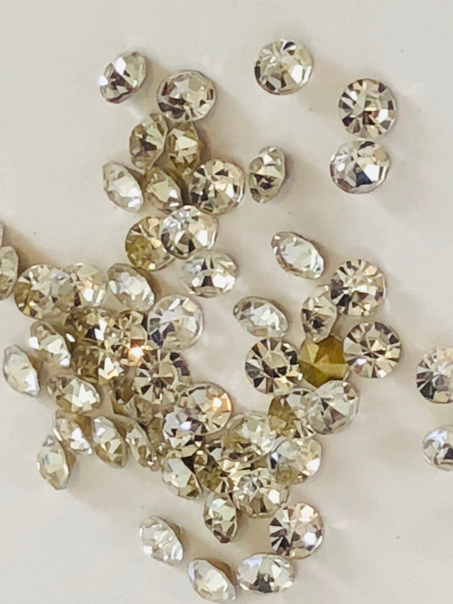 Shiny crystal Rhinestones - Clear - Shri Arts & Gifts