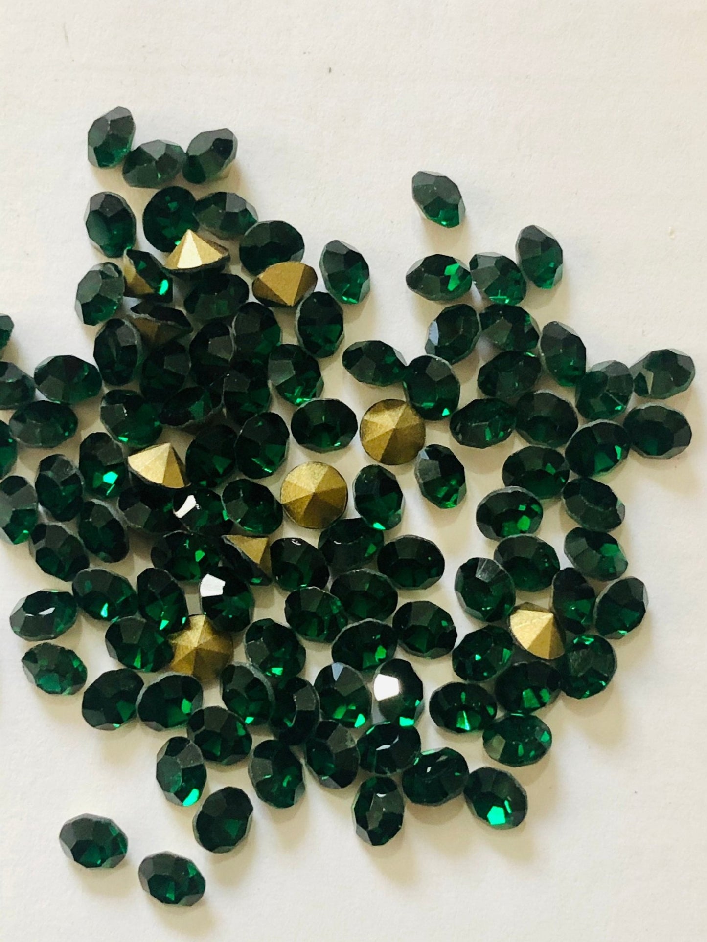 Shiny crystal Rhinestones Green - Shri Arts & Gifts